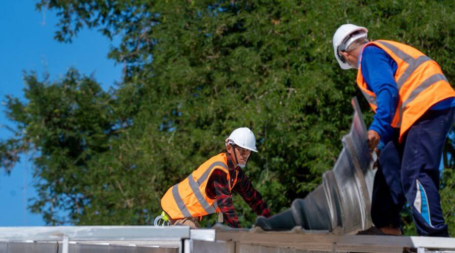 Professional Flat Roofing Installation in Newtown, CT